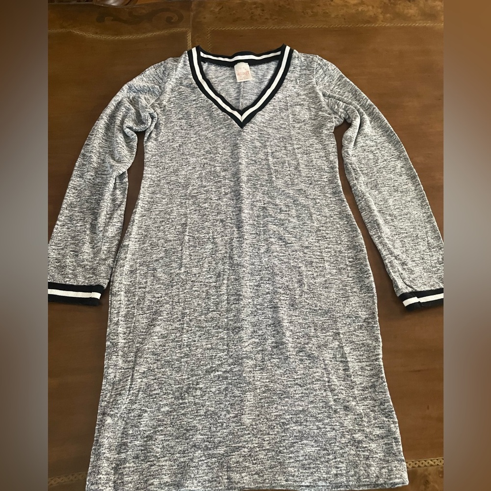 Freeloader Gray V-Neck Top with Black and White Trim dress